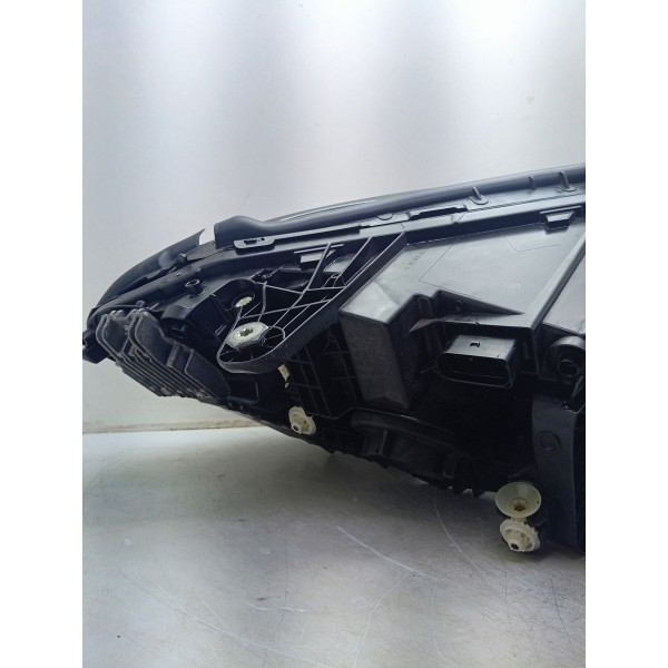 Farol Esquerdo Mercedes C180 2015 A 2019