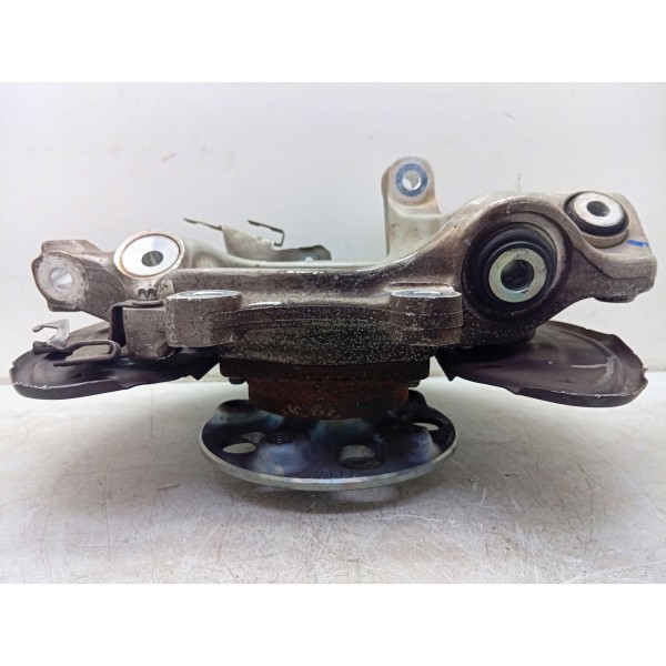 Montante/cubo Traseiro Direito Mercedes C180 2015 A 2019