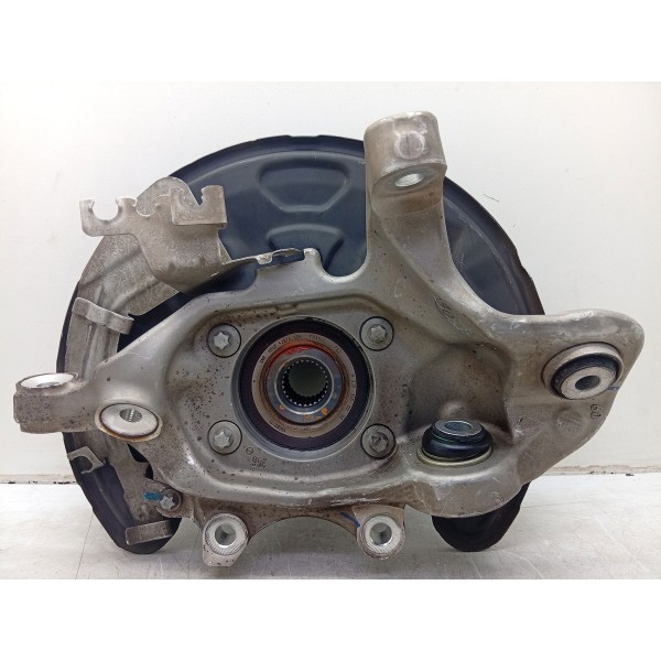 Montante/cubo Traseiro Direito Mercedes C180 2015 A 2019