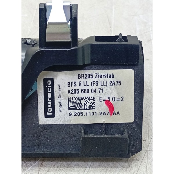 Moldura Do Painel Esquerda Mercedes C200 2015 A 2019