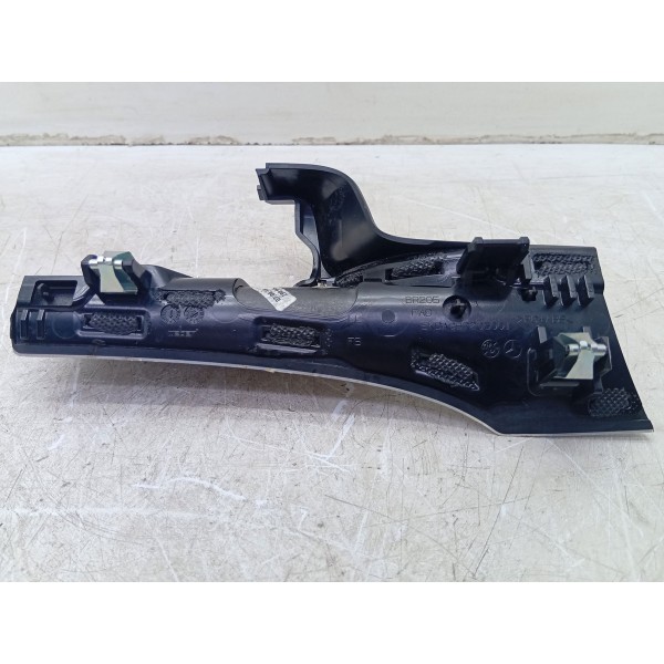 Moldura Do Painel Esquerda Mercedes C200 2015 A 2019