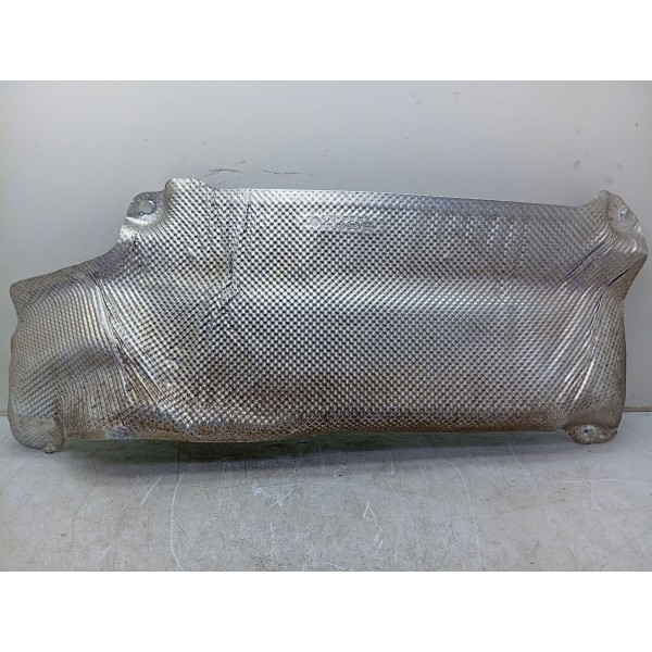 Protetor Térmico Escape Mercedes C180 2015 A 2019 Amarelo