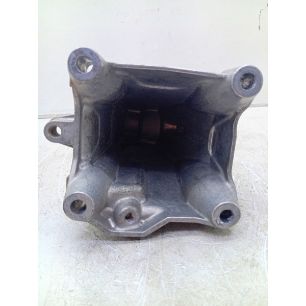 Suporte Coxim Motor Esquerdo Mercedes C180 2015 A 2019