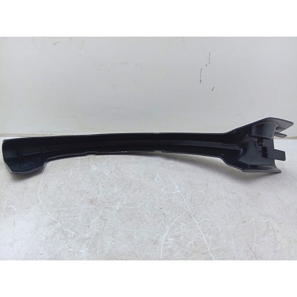 Moldura Dobradiça Tampa Tras\dir Mercedes C180 2015 A 2019 Amarelo