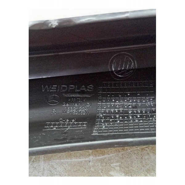 Moldura Dobradiça Tampa Tras\dir Mercedes C180 2015 A 2019 Amarelo