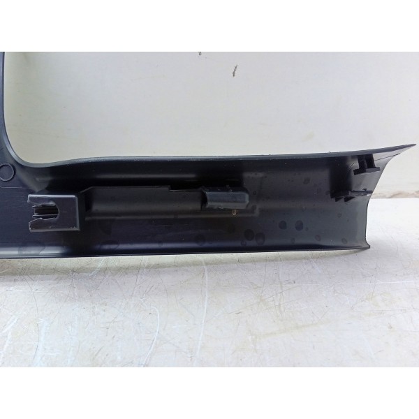 Soleira Porta Tras\esq Mercedes C180 2015 A 2019 Amarelo