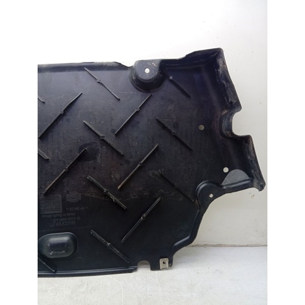 Protetor Traseiro Direito Mercedes C180 2015 A 2019