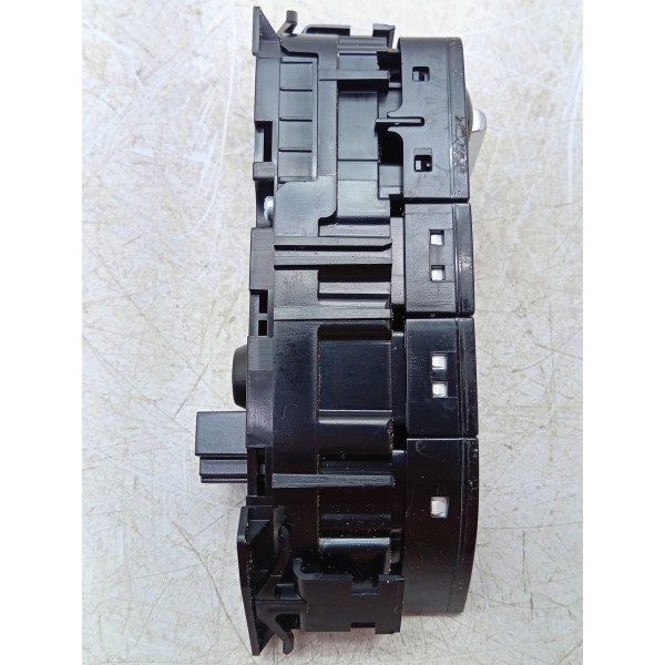 Comando De Navegação Mercedes C180 2015 A 2019