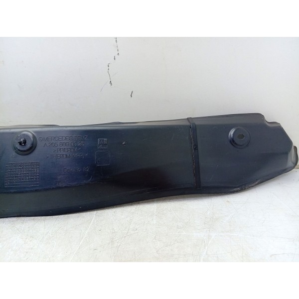 Acabamento Para-lama Direito Mercedes C180 2015 A 2019