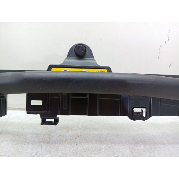 Moldura Parachoque Frontal Mercedes C180 2015 A 2018