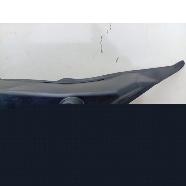 Moldura Paralama Esquerdo Mercedes C180 2015 A 2019