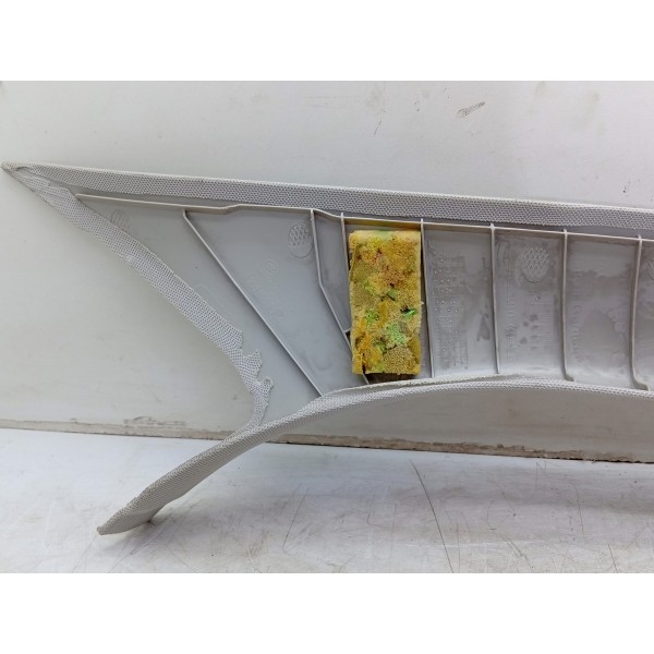 Moldura Coluna A Esquerda Mercedes C180 2015 A 2019