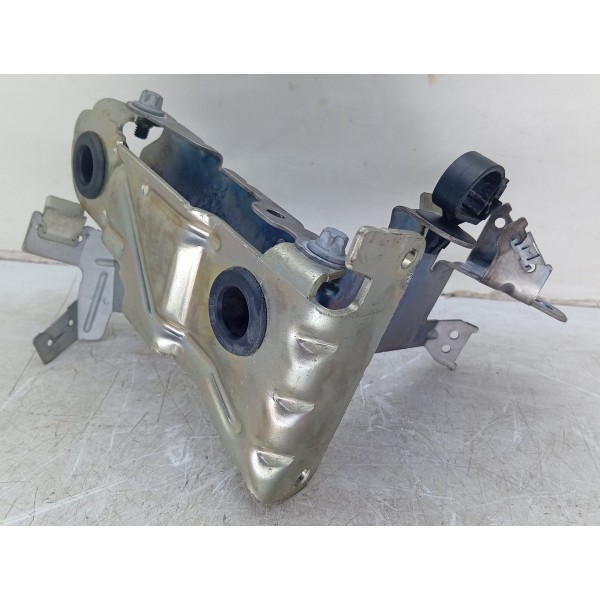 Suporte Fixação Tampa Motor Mercedes C180 2015 A 2019