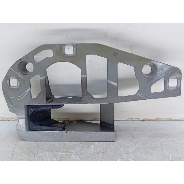 Suporte Dobradiça Do Porta-malas (e) C180 15/19 0700zgs007