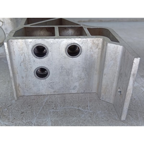 Suporte Radiador Direito Mercedes C180 15/19 A2055014920