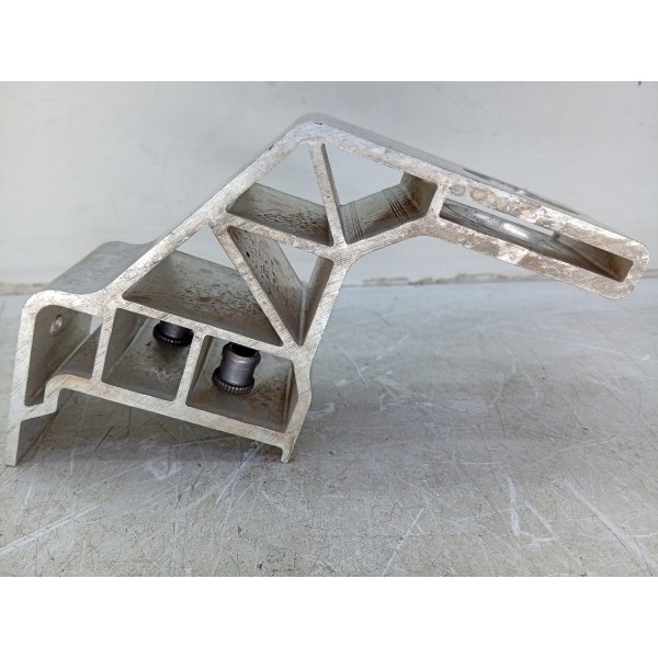 Suporte Radiador Direito Mercedes C180 15/19 A2055014920