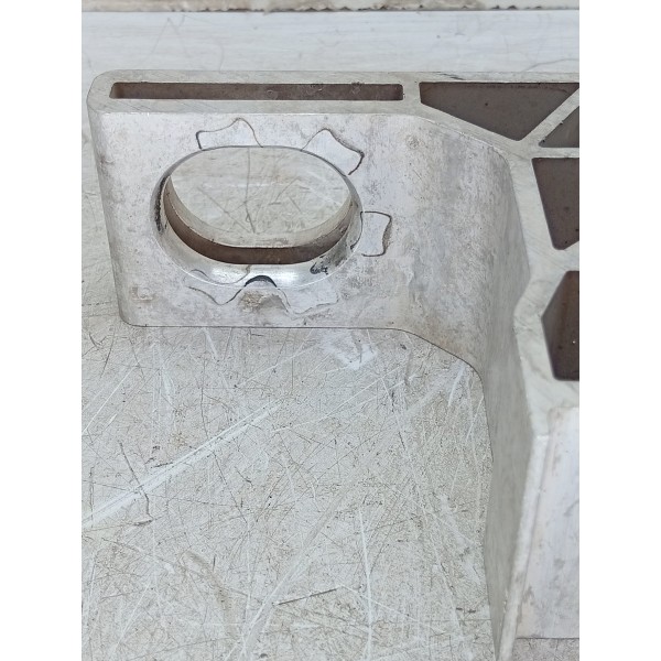 Suporte Radiador Direito Mercedes C180 15/19 A2055014920