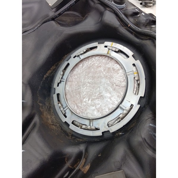 Tanque De Combustível Mercedes-benz C180 2015 A 2019