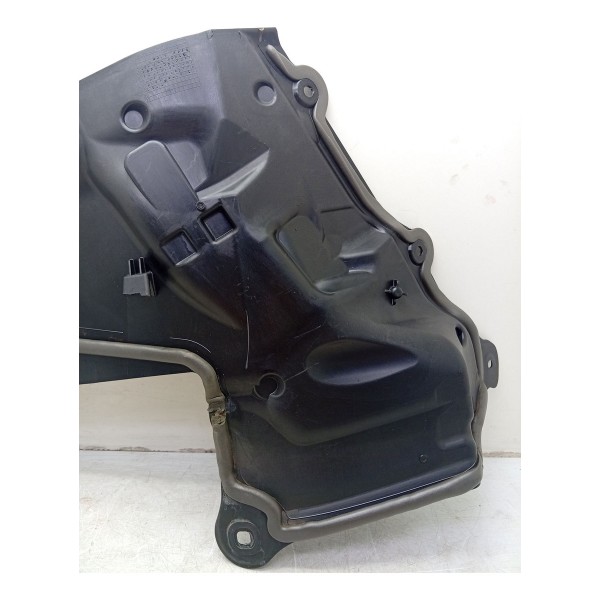 Defletor Calor Cofre Esquerdo C180 15/19 A2056205801