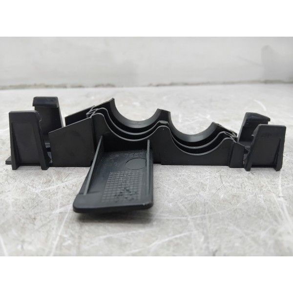 Suporte Fiaçao Dian\dir Mercedes C180