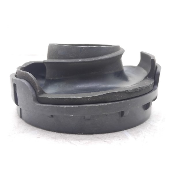 Batente Mola Tras\esq Mercedes C180 2015 A 2019