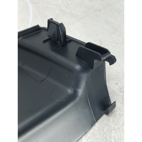 Acabamento Lateral Painel (e) C180 15/19 A2056801107