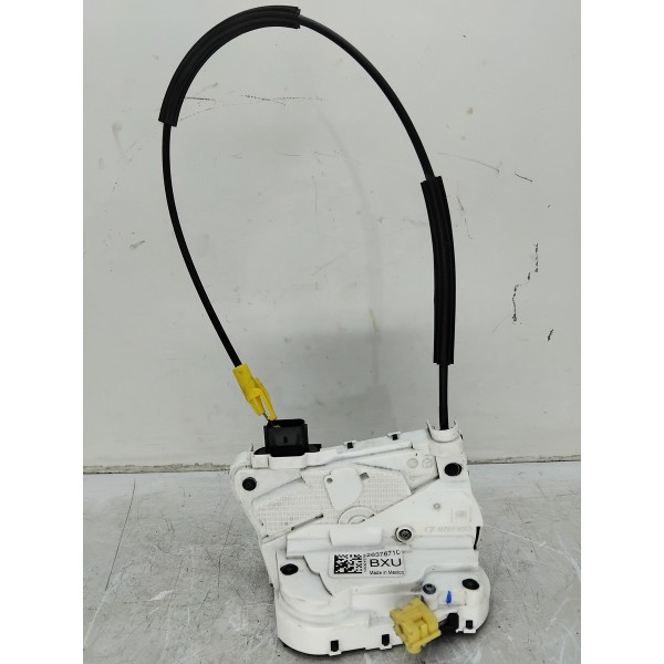 Fechadura Porta Dianteira Direita Onix 20/24 26376710