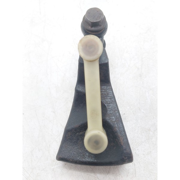 Braço Seletor Câmbio Peugeot 207 Citroen C3 1.6 16v 02/10