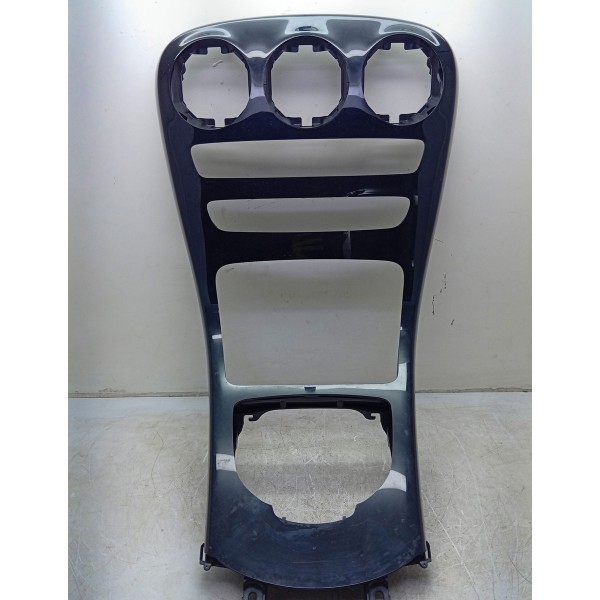 Moldura Painel Central Mercedes C180 2015 A 2019 Original