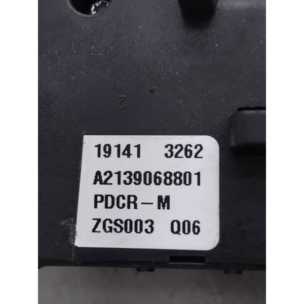 Caixa Fusiveis Interna Mercedes C180 2015 A 2019