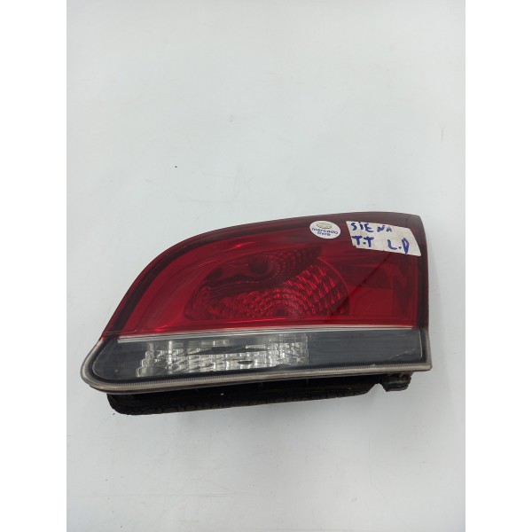 Lanterna Siena Tampa Traseira Direita 2008 A 2015 Direito/passageiro Vermelho