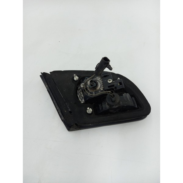 Lanterna Siena Tampa Traseira Direita 2008 A 2015 Direito/passageiro Vermelho