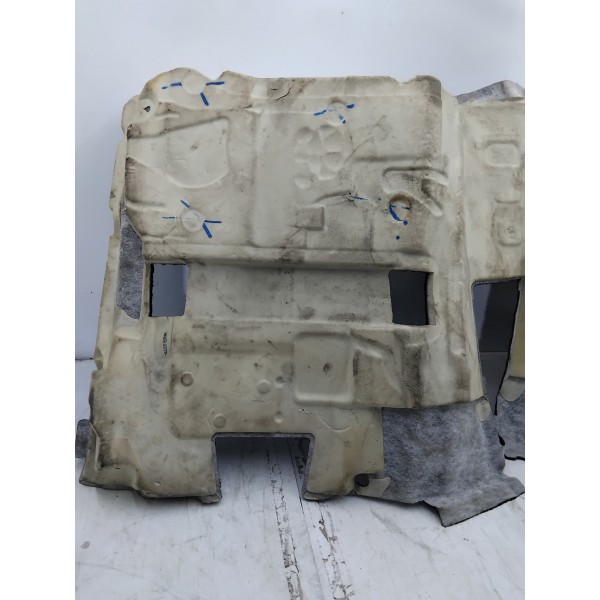 Carpete Assoalho Traseiro Mercedes C180 15/19