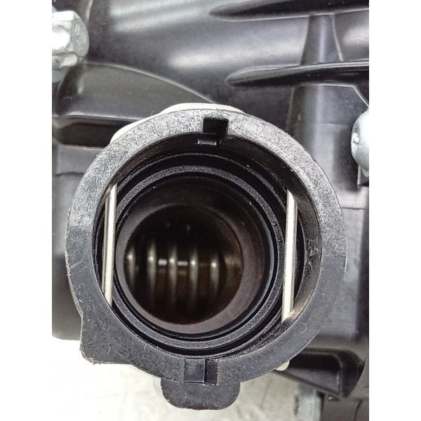 Válvula Termostática Mercedes C180 2015 A 2019