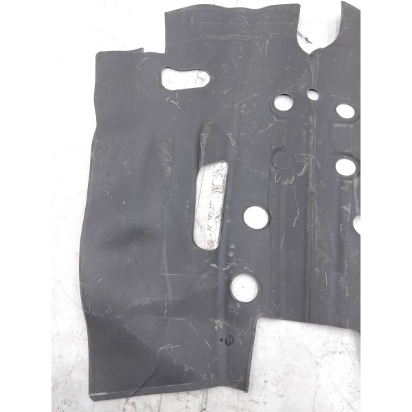 Isolamento Acústico Frontal Mercedes C180 15/19 A2056828501