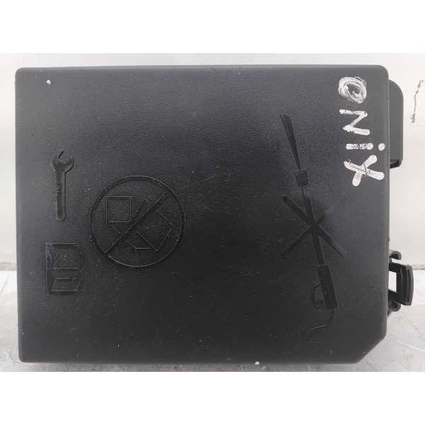 Tampa Caixa Fusíveis Externa Onix 14/19 52131634