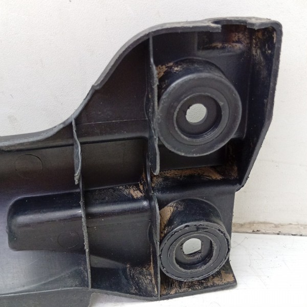 Protetor Paralama Traseiro Direito Sandero 08/14 8200372693