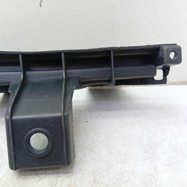 Guia Central Parachoque C4 Grand Picasso Traseiro 2009