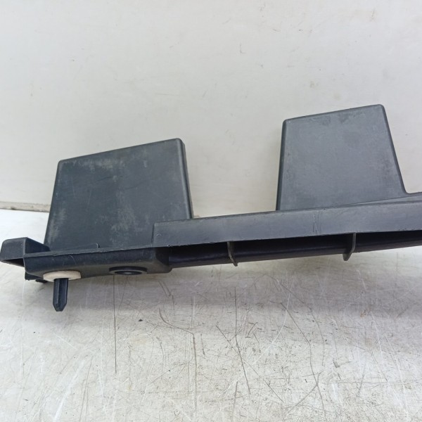 Guia Central Parachoque C4 Grand Picasso Traseiro 2009