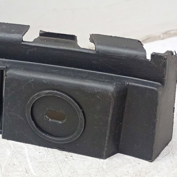 Suporte (td) Guia Parachoque Saveiro G5/g7 5u7807394