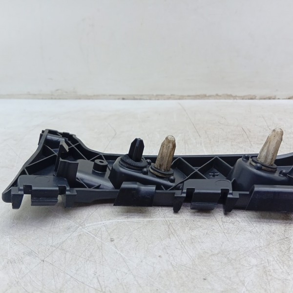 Suporte Guia Parachoque Tras\esq Ford Ka Sedan 2018 A 2023