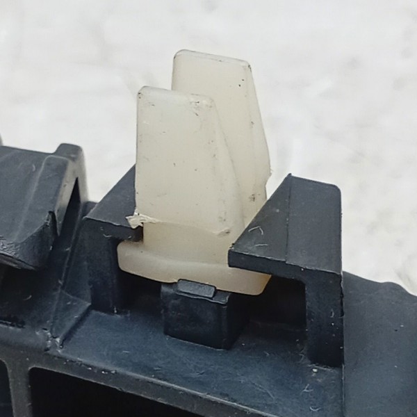 Guia Parachoque (de) Hyundai Hb20 13\19 865151s000