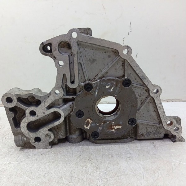 Bomba Oleo Up 23\24 04e115105m