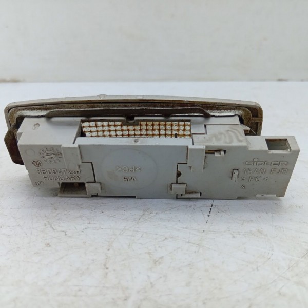 Luz Teto Traseiro Cortesia Crossfox Fox Golf 10/13 3b0947291