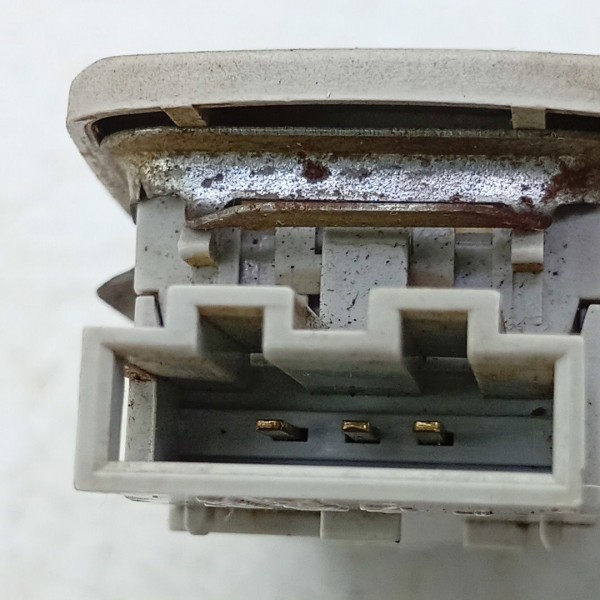 Luz Teto Traseiro Cortesia Crossfox Fox Golf 10/13 3b0947291