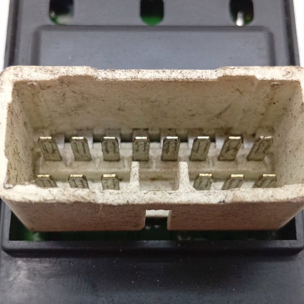 Comando Botão Vidro Elétrico Hyundai Tucson