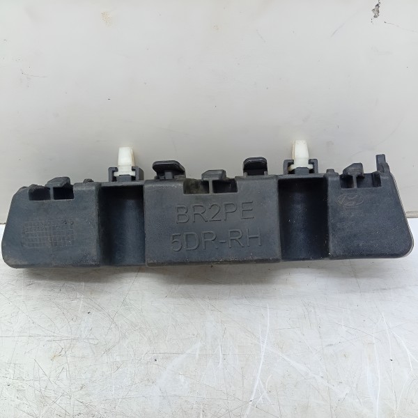 Guia Do Para Choque Dianteiro Esquerdo Hb20 22/24 86551r1600