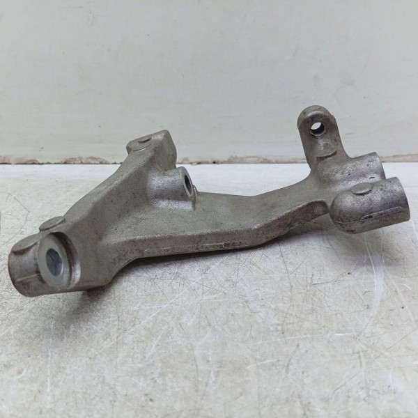 Suporte Bomba Injeção Mitsubishi Pajero Full 3,2