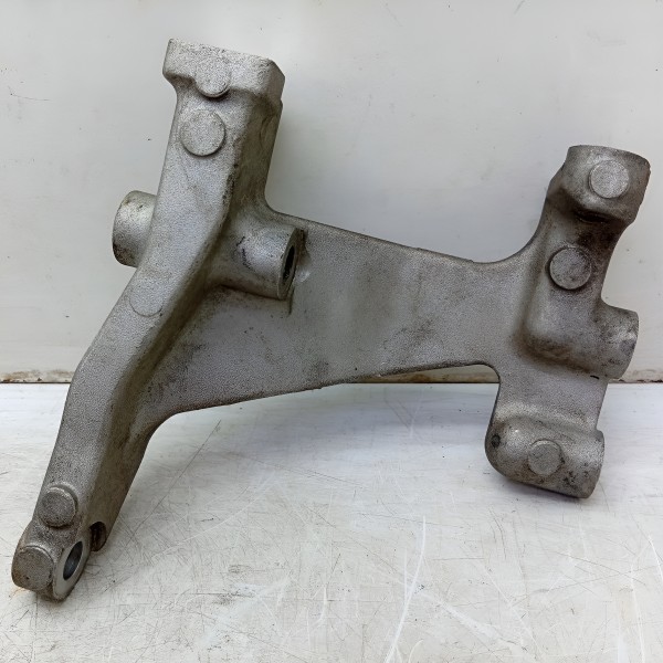 Suporte Bomba Injeção Mitsubishi Pajero Full 3,2