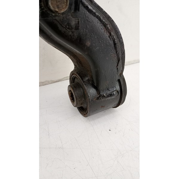 Balança Bandeja Superior Esquerda Pajero Full 01/06